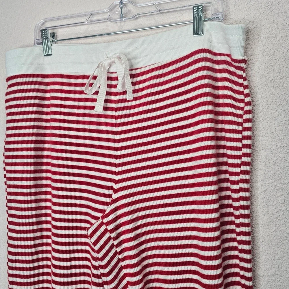 Auden‎ Sleepwear Womens Size XL Christmas Pajama Set Red White Striped Top Pants - Picture 7 of 8